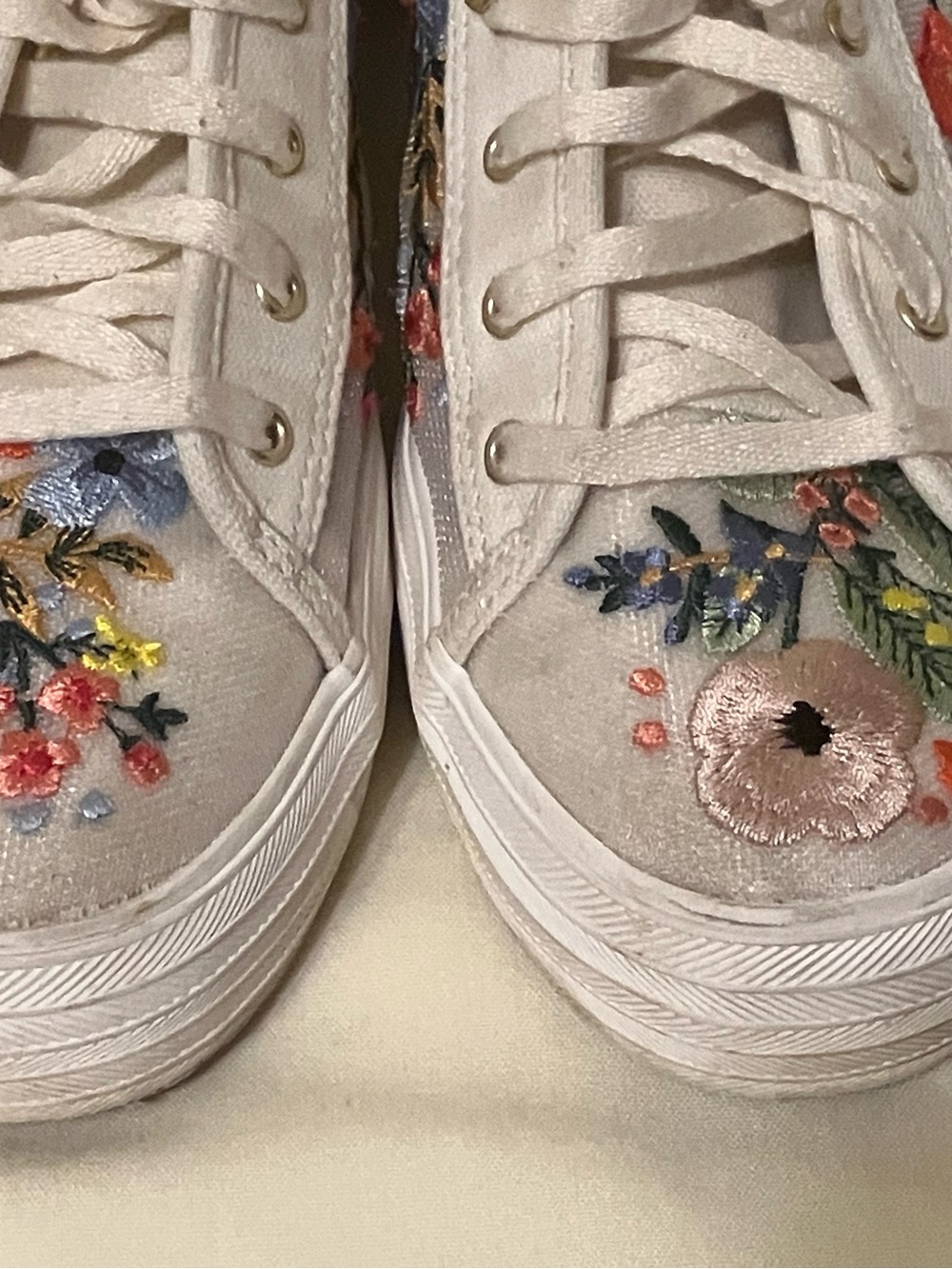 KEDS Rifle Paper Co Women's Embroidered Flowers Canvas Lace Up Sneakers Sz 10 - Picture 6 of 13